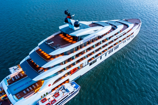 Grand Pioneers Halong Bay Cruises 3 Days 2 Night