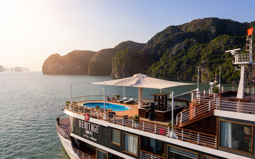 Heritage Cruises Binh Chuan