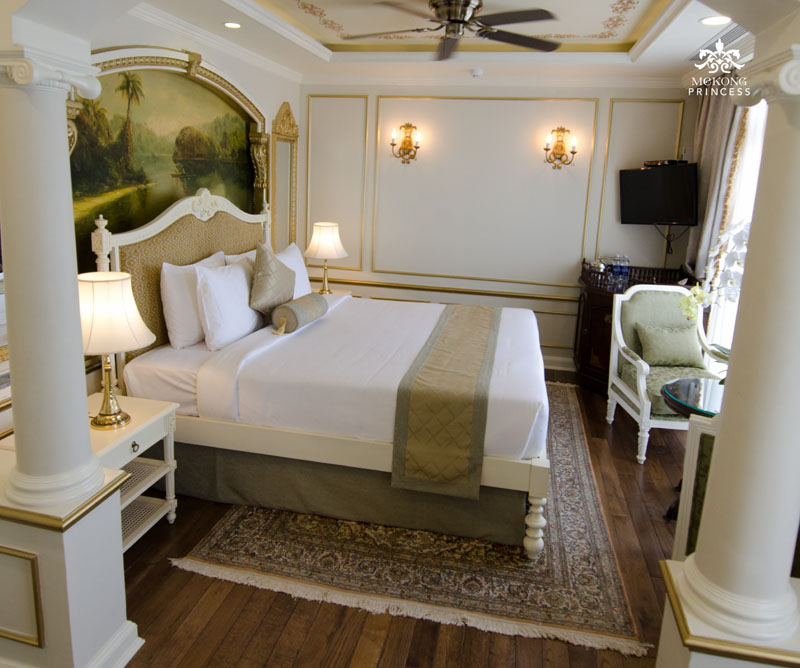 Tonle Suite