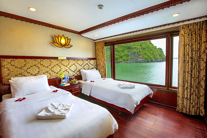 Twin Cabin
