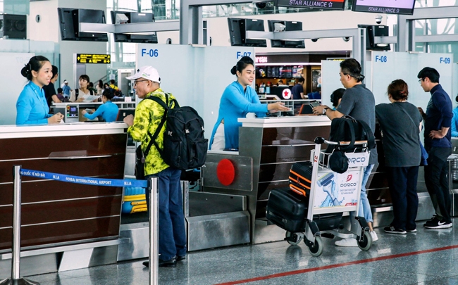 Documents required for foreigners when traveling on domestic flights in Vietnam