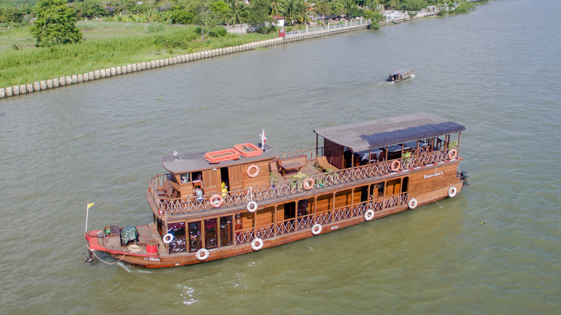Cruising in Mekong river