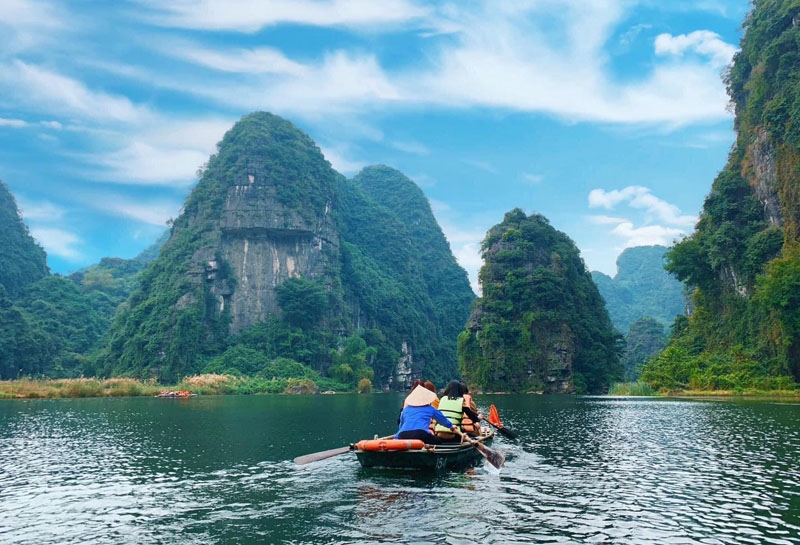 Trang An - Thien Ha Cave - Cuc Phuong National Park