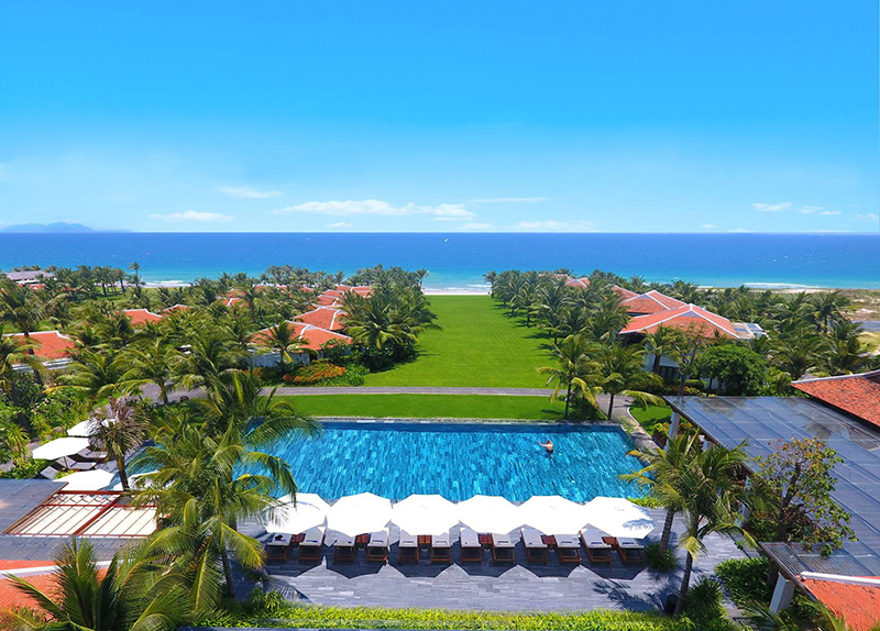 Travel Firms Propose Bringing Russian Tourists Back to Nha Trang