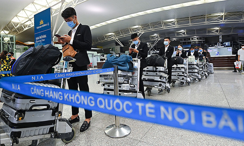 PM Nguyen Xuan Phuc Says Yes to Resuming Flights to Thailand